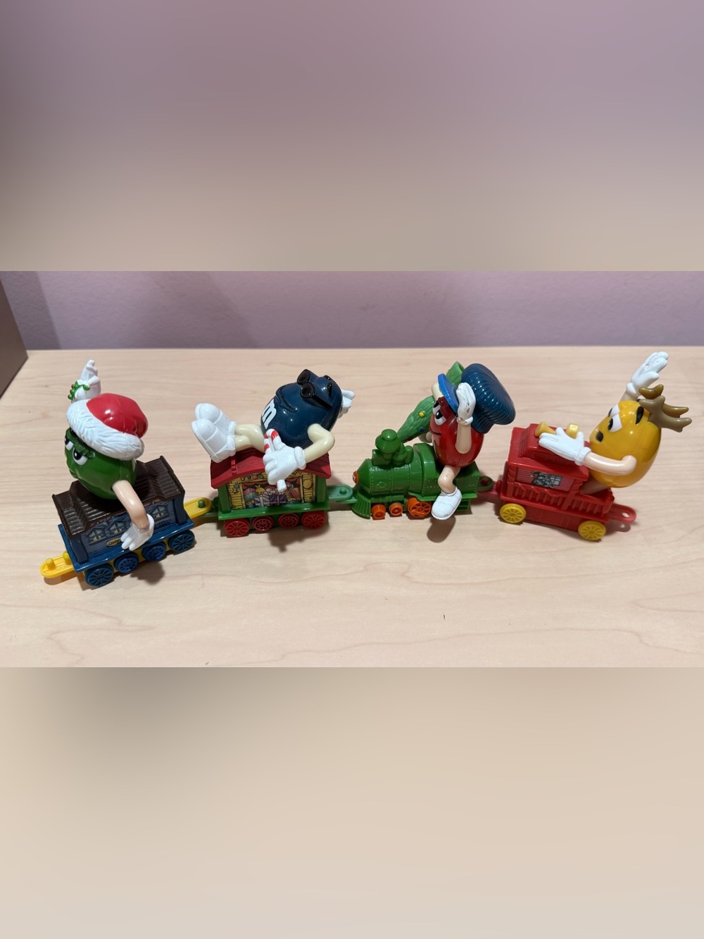 M&M'S Festive Character Train Set - Green, Red, Yellow, Blue